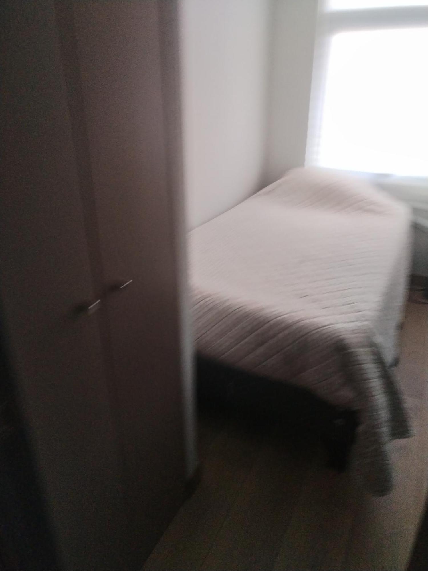 Apartamento Alquilo Pequeno Y Comodo Cuarto En Agradable Departamento *